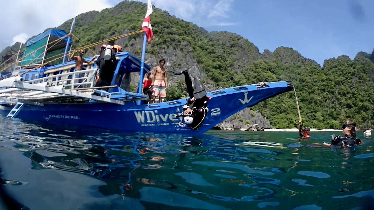 Palawan Coron W Dive Resort Barge Philippines Wreck