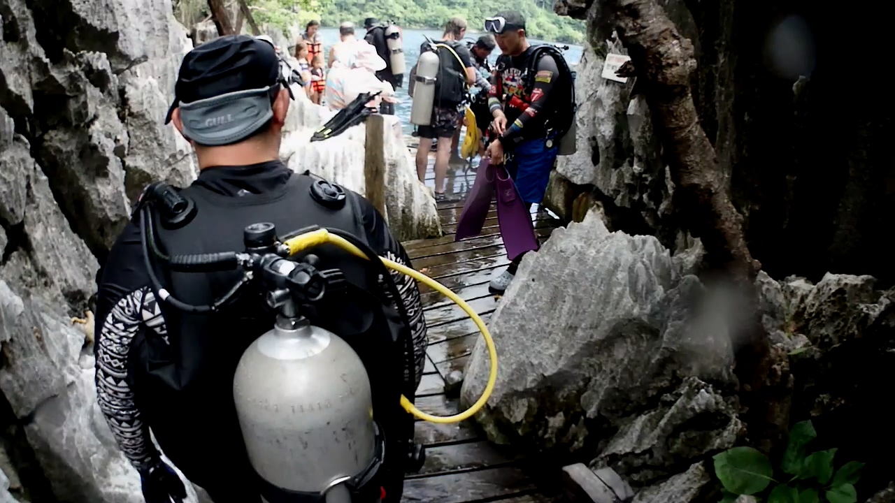 Palawan Coron W Dive Resort Barracuda Lake