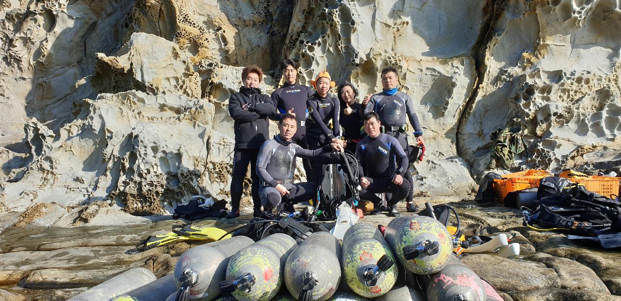 제주 문섬 새끼섬2