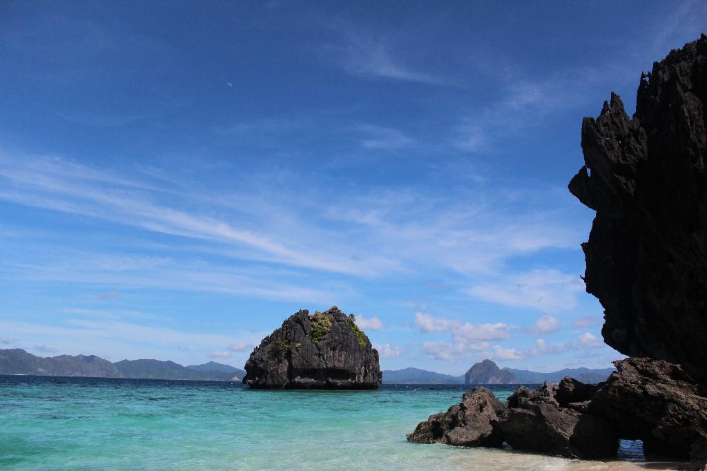 El Nido,PHILIPPINES - Twin Rocks