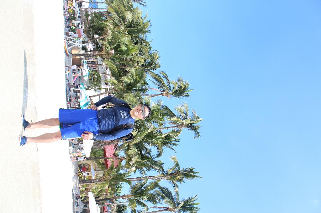 Boracay,PHILIPPINES - Fridays rock