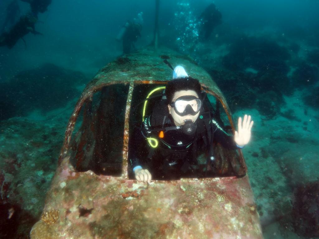 어드밴스드 교육 - 세부 막탄 - 텀블리 에어 플레인