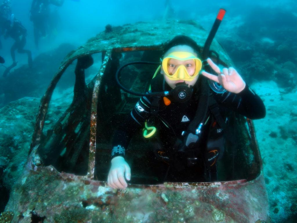 어드밴스드 교육 - 세부 막탄 - 텀블리 에어 플레인