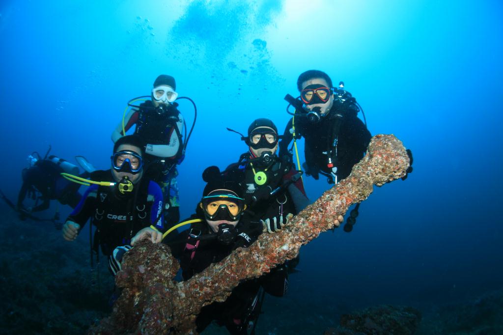 Fun diving - Marin scuba(sabang beach) - Hole in the wall