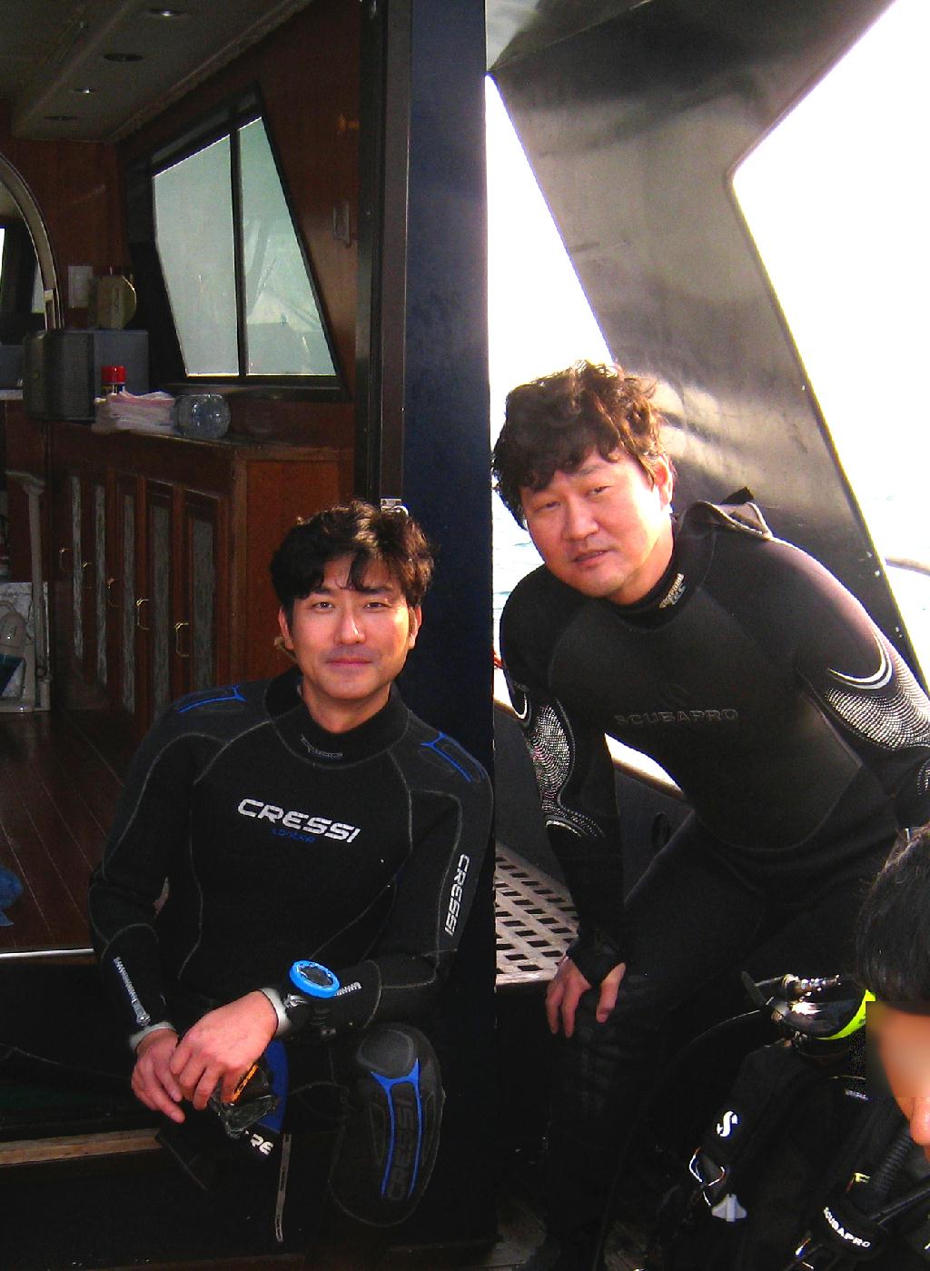 랜턴테스트, 카메라 테스트 - 금오도 - 금오도 대유항 출발 바위섬