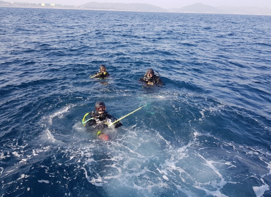 아라스쿠버클럽 