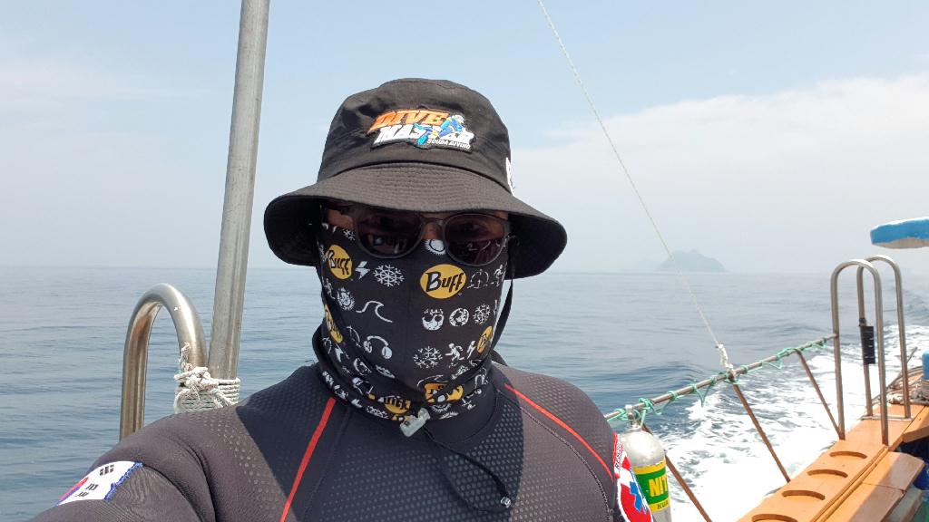 제주도 추자도 다이빙 - 추자도 골드피쉬 다이브리조트 - 직구도 동쪽