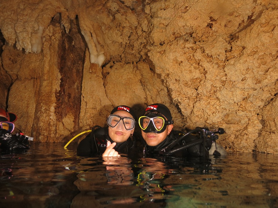 펀 다이빙 - 팔라우 /  버디 정강사님 - 케이블, 수중동굴속 에어포켓