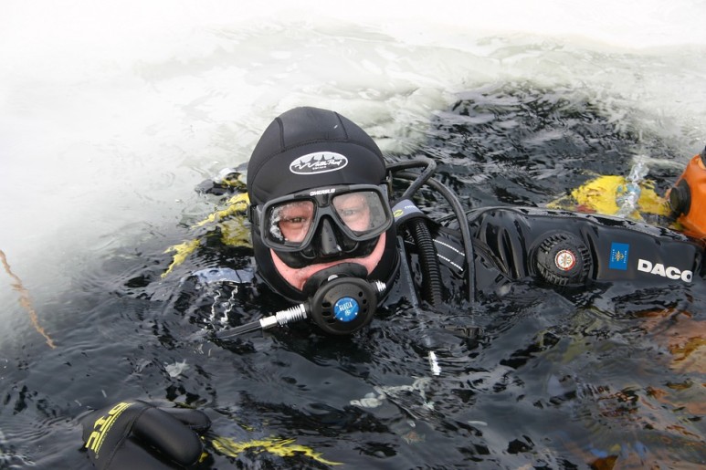 스쿠버 다이빙 호흡기(레귤레이터)와 찬물(Cold Water) 다이빙 - 1편