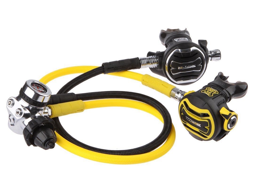 스쿠버 다이빙 호흡기 (레귤레이터) 비교 - 피스톤 vs 다이아프램