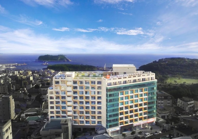 🌇 M Stay Hotel