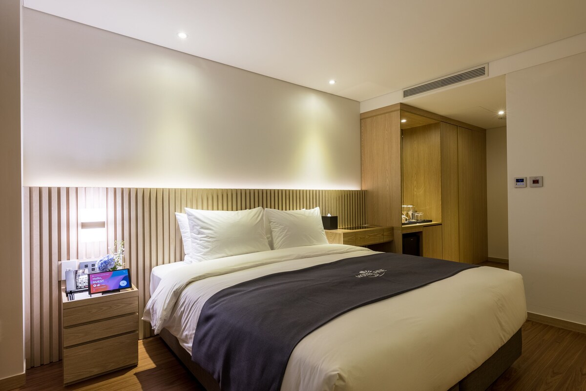 Recommended Hotels for Scuba Diving in Jeju Island - Seogwipo Old Town