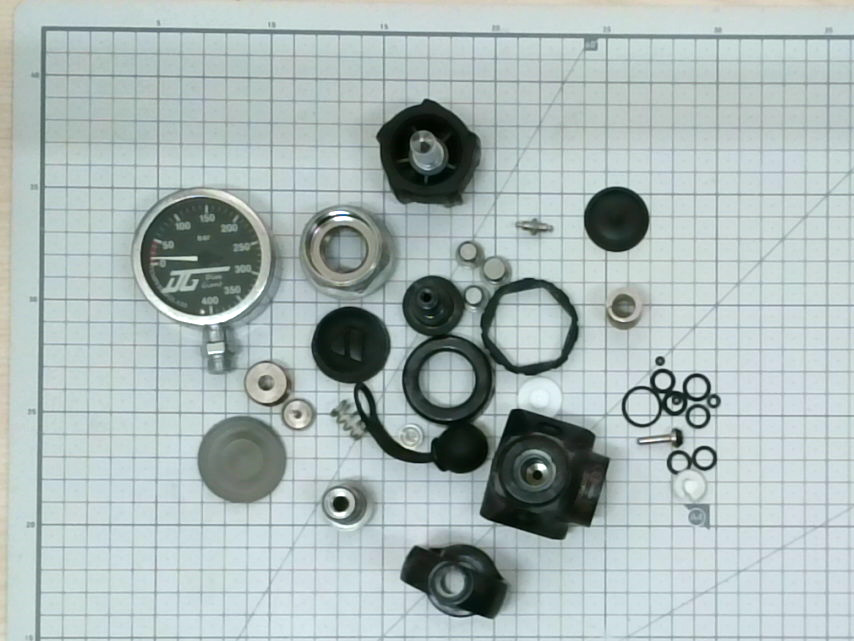 ✔ 분해 (Disassembly)