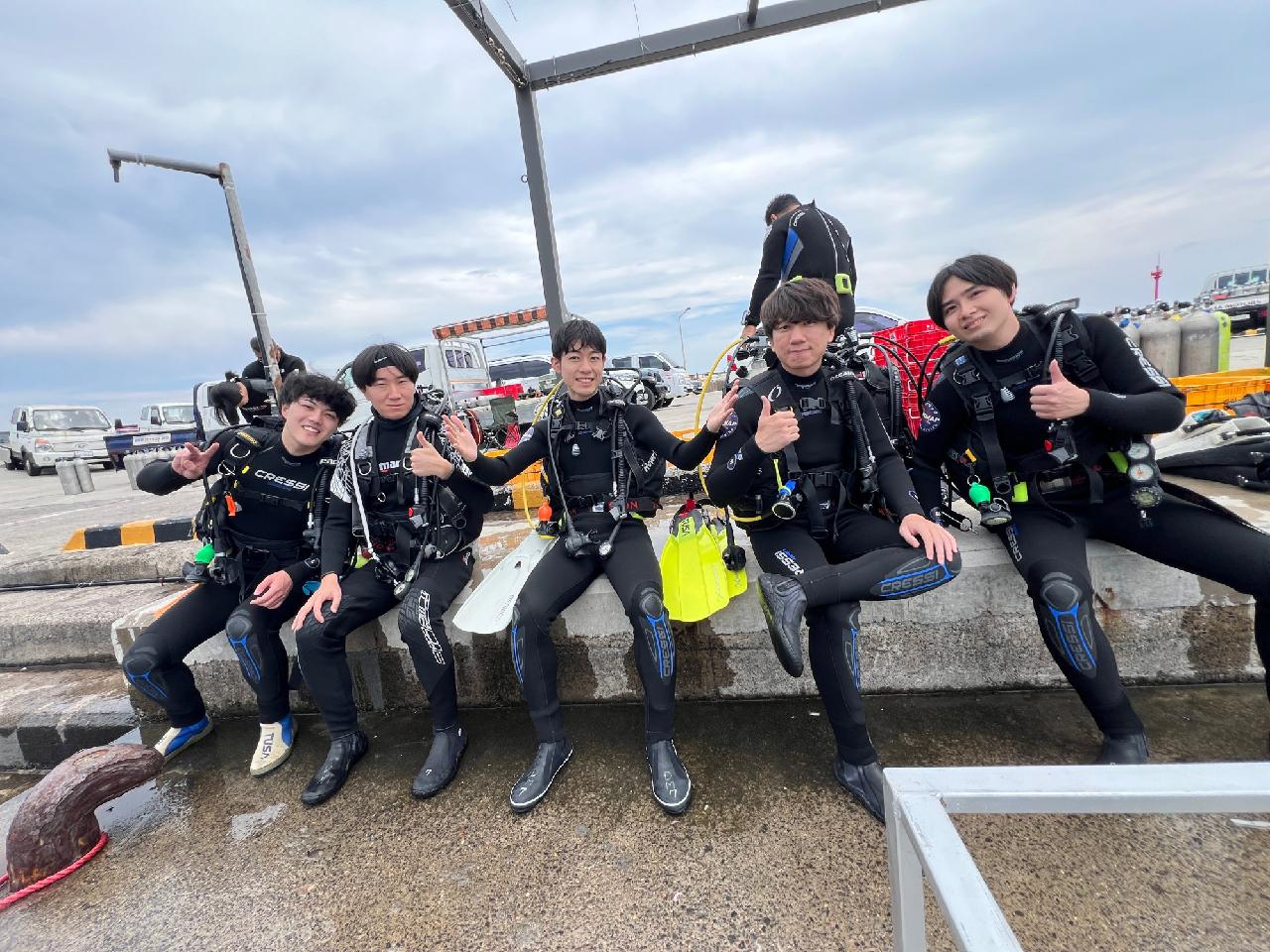 5 Scuba Diving Teammates from Osaka – The Breathtaking Underwater View of Jeju Sea After the Rain