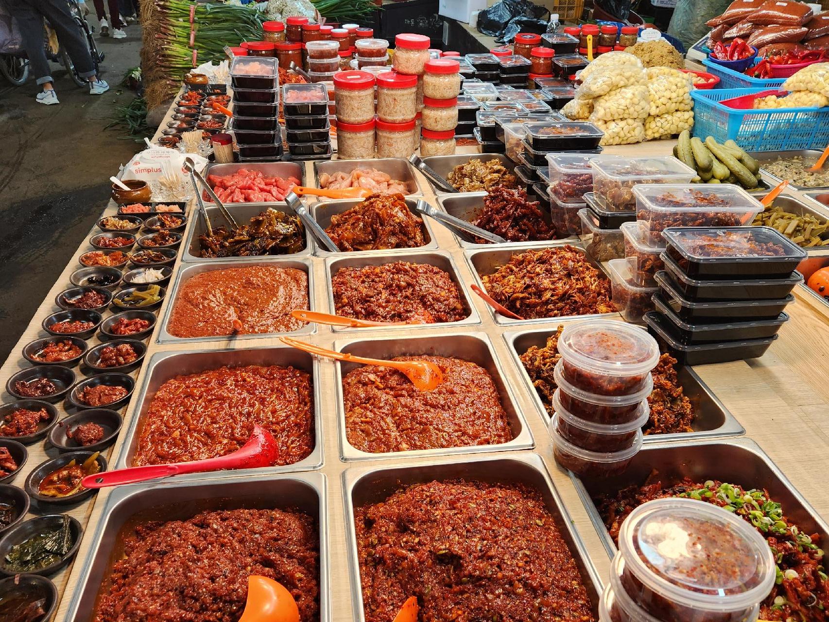 A Hidden Gem for Divers: Salted Seafood Shop in Seogwipo’s Traditional 5-Day Market