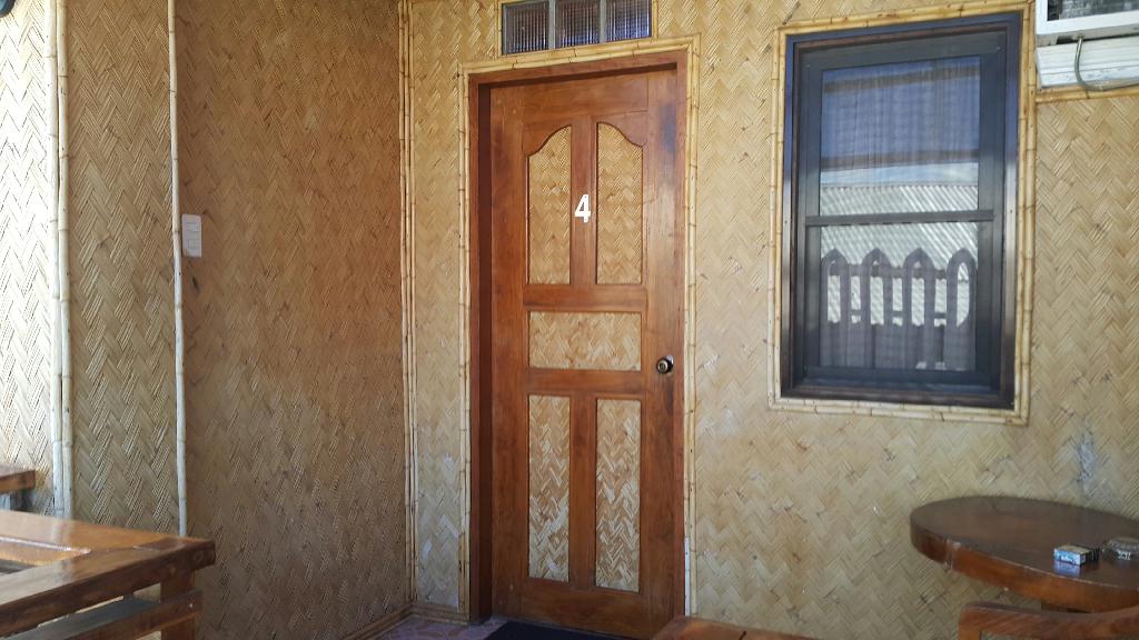 anphibiko dive...이곳 코론은 트라이시클